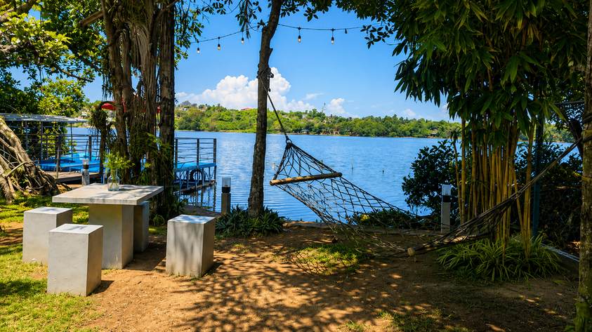 බොල්ගොඩ වැව අසබඩ උද්‍යාන ආසන සහ හෑමොක් එකක්